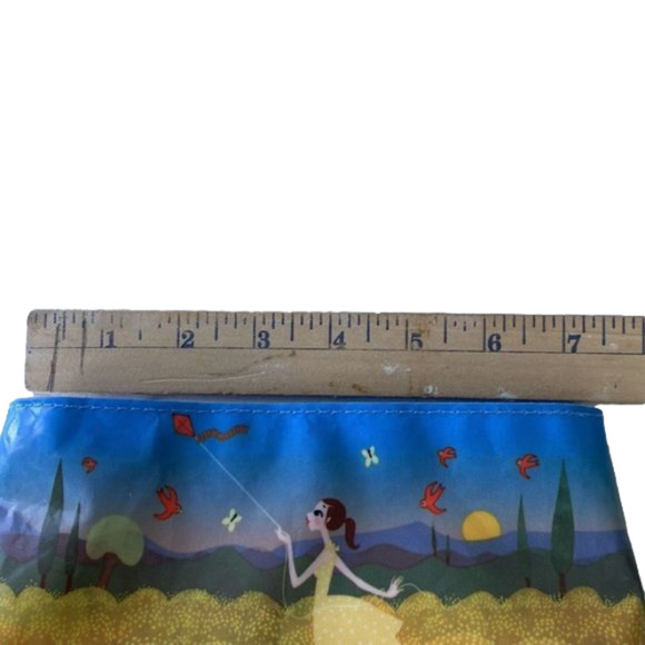 L’OCCITANE En Provence Pouch OS - Picture 7 of 7